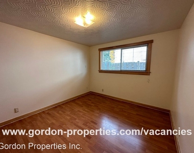 14832 Se Cedar Ave #1-4 - Photo Thumbnail 13