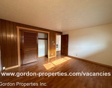 14832 Se Cedar Ave #1-4 - Photo Thumbnail 10