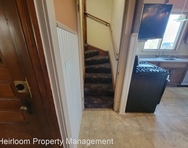 624 E 6th Street - Photo Thumbnail 17