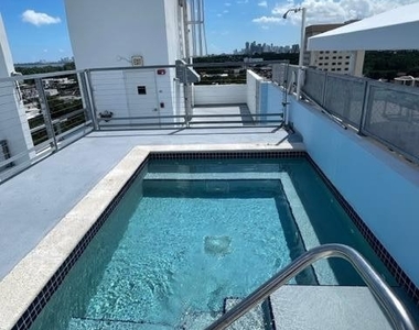 8101 Biscayne Boulevard - Photo Thumbnail 8