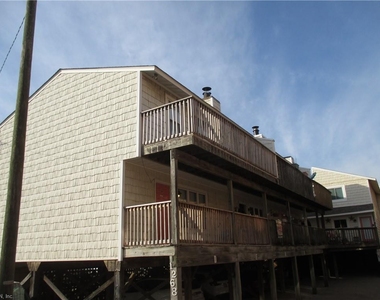 1268 W Ocean View Avenue - Photo Thumbnail 1