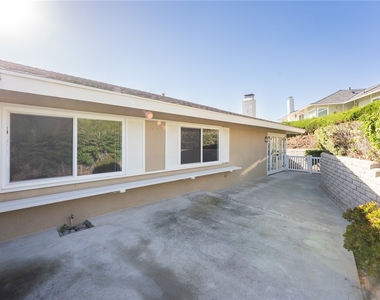 372 Camino San Clemente - Photo Thumbnail 19