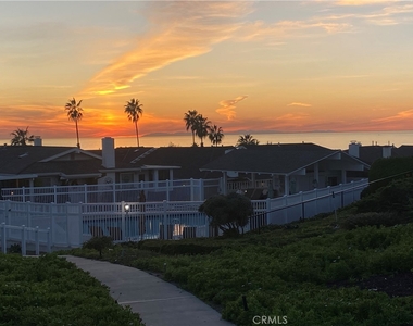 372 Camino San Clemente - Photo Thumbnail 25