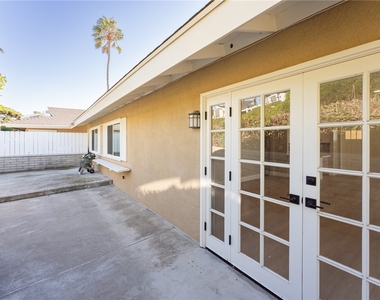 372 Camino San Clemente - Photo Thumbnail 18