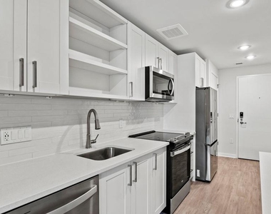 3990 Upton St Nw - Photo Thumbnail 31