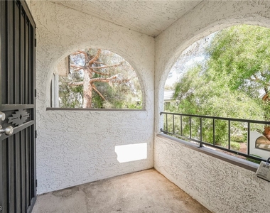 1406 Santa Margarita Street - Photo Thumbnail 10