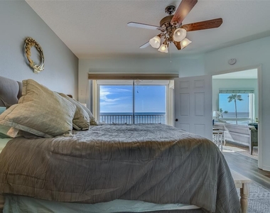 16600 Gulf Boulevard - Photo Thumbnail 15