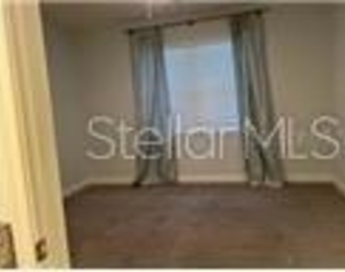 17133 Kenton Terrace - Photo Thumbnail 12