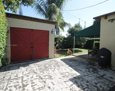 817 Lorca St - Photo Thumbnail 28