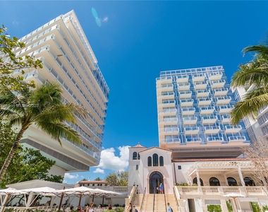 9001 Collins Ave - Photo Thumbnail 27