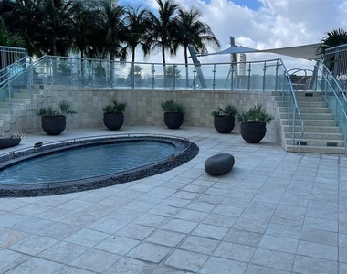 900 Biscayne Blvd - Photo Thumbnail 38