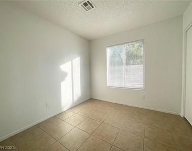 2501 Ellingson Drive - Photo Thumbnail 13