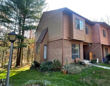 2271 Chestnut Burr Ct - Photo Thumbnail 2