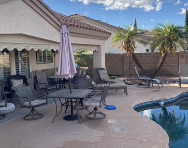 15000 N 88th Avenue - Photo Thumbnail 2