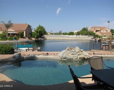 15000 N 88th Avenue - Photo Thumbnail 12