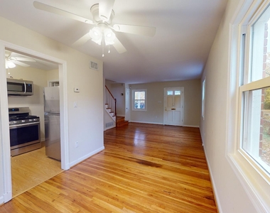 2211 Arlington Terrace - Photo Thumbnail 5