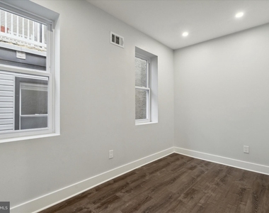 2358 E York Street - Photo Thumbnail 10