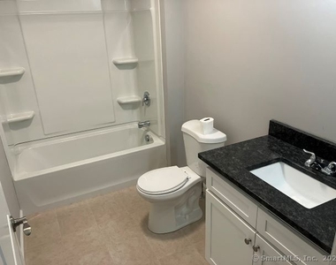 1636 Dixwell Avenue - Photo Thumbnail 24