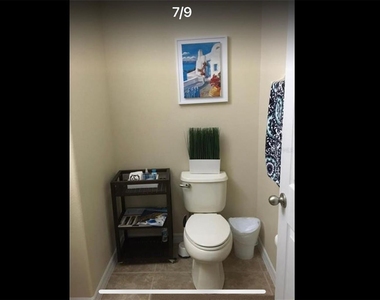 9521 Silver Buttonwood Street - Photo Thumbnail 6