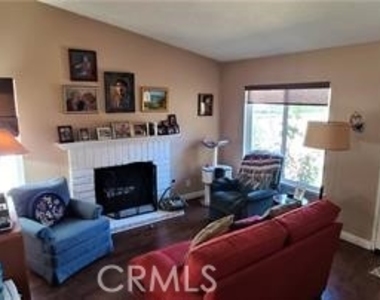 25719 Lupita Drive - Photo Thumbnail 4