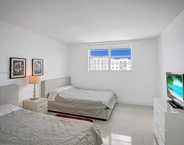 19370 Collins Ave - Photo Thumbnail 29