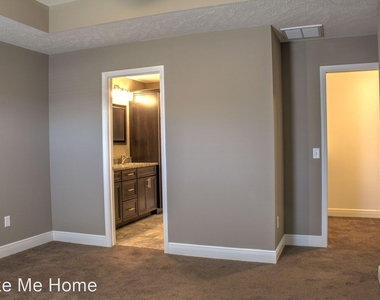 5776 E Gatehouse Dr. - Photo Thumbnail 12