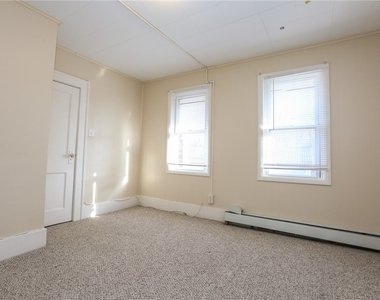 670 Washington Avenue - Photo Thumbnail 23