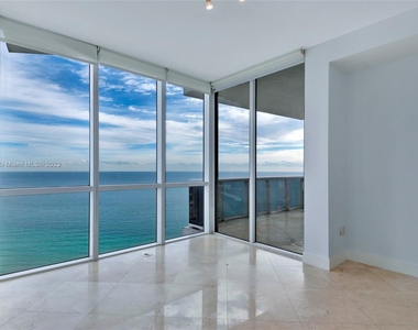 18201 Collins Ave - Photo Thumbnail 39