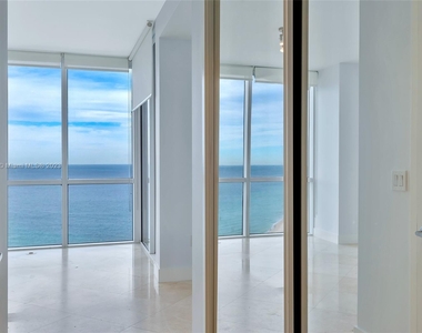 18201 Collins Ave - Photo Thumbnail 36