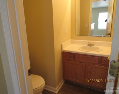 6831 Sunman Road - Photo Thumbnail 7