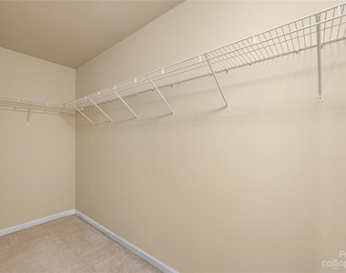 11238 Cedar Walk Lane - Photo Thumbnail 6