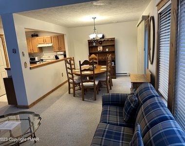 184 Hawthorne Court - Photo Thumbnail 12