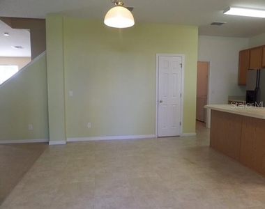 523 Vicks Landing Drive - Photo Thumbnail 1