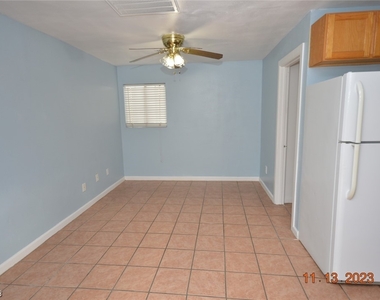 2840 Cedar Street - Photo Thumbnail 5