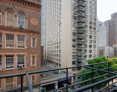 207 East 33rd Street - Photo Thumbnail 11