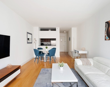 222 East 34th Street - Photo Thumbnail 12