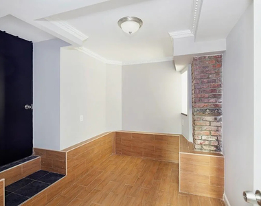 334 East 100th Street - Photo Thumbnail 5