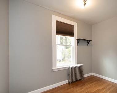 181 Metropolitan Ave - Photo Thumbnail 17