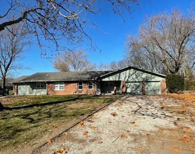 1224 Richfield Lane - Photo Thumbnail 13