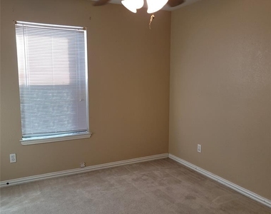 920 W Sierra Vista Court - Photo Thumbnail 15