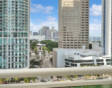 901 Brickell Key Blvd  #1604 - Photo Thumbnail 5