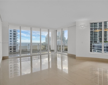 901 Brickell Key Blvd  #1604 - Photo Thumbnail 12