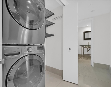 901 Brickell Key Blvd  #1604 - Photo Thumbnail 32