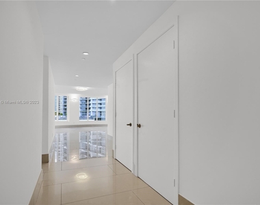 901 Brickell Key Blvd  #1604 - Photo Thumbnail 27