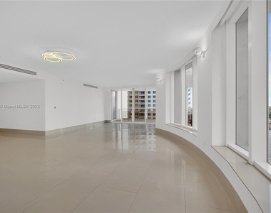 901 Brickell Key Blvd  #1604 - Photo Thumbnail 16