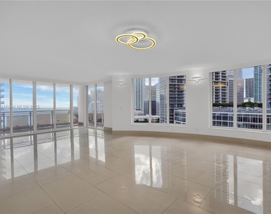 901 Brickell Key Blvd  #1604 - Photo Thumbnail 19