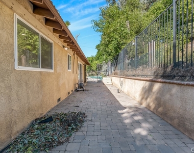 11582 Lerdo Avenue - Photo Thumbnail 25