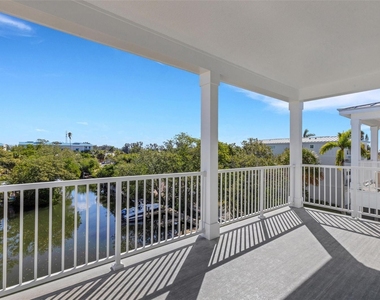 4349 Marina View Way - Photo Thumbnail 23