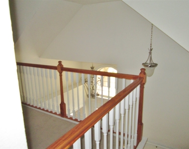 403 Stagecoach Drive - Photo Thumbnail 19