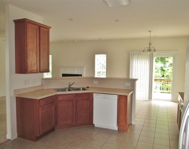 403 Stagecoach Drive - Photo Thumbnail 5